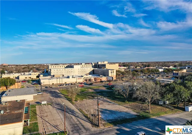 Photo 4 of Land for sale at 1407 N Navarr0, Victoria, TX 77901 | MLS# 443239 | Listing updated on 2026-06-22