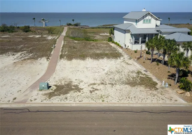 2nd image of Lot 38 Blk 1 Bay Club Dr, Seadrift, TX 77983 | MLS# 451444