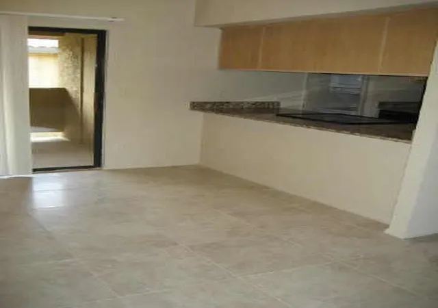House for sale at 1402 E Guadalupe Rd #209, Tempe, AZ 85283 | MLS# 2855946 | Listing updated on 2012-04-21