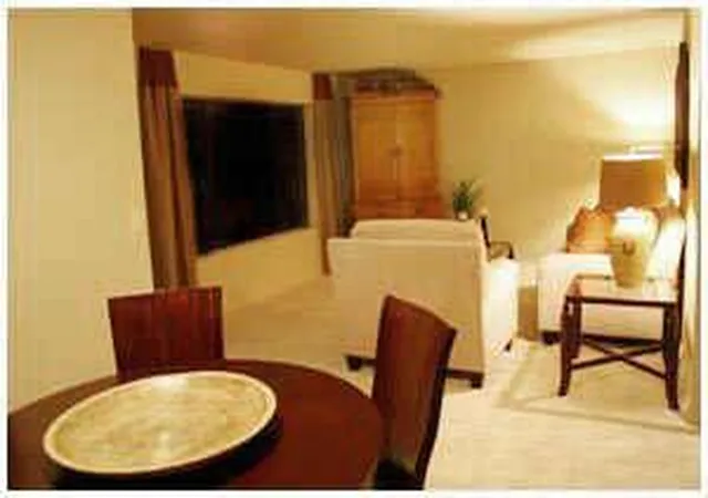 House for sale at 1402 E Guadalupe Rd #228, Tempe, AZ 85283 | MLS# 2807906 | Listing updated on 2012-04-21
