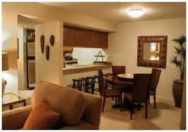 House for sale at 1402 E Guadalupe Rd #102, Tempe, AZ 85283 | MLS# 2807986 | Listing updated on 2012-04-21