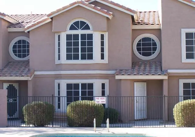 Photo 1 of Townhouse at 2875 W Highland St #1118, Chandler, AZ 85224 | MLS# 2465375 | | Sold on 2006-04-11