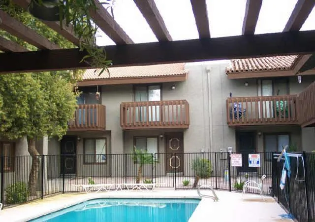 Townhouse at 2815 N 52 St #12, Phoenix, AZ 85008 | MLS# 2254823 | | Sold on 2005-03-24