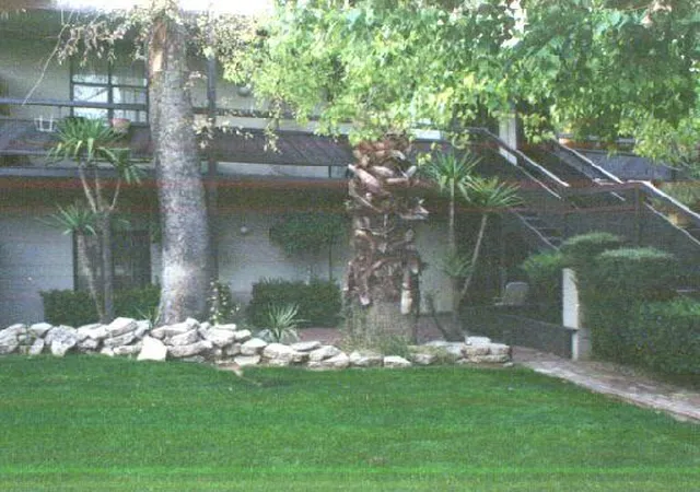 Apartment at 1101 E Bethany Home Rd #19, Phoenix, AZ 85014 | MLS# 1483684 | | Sold on 2000-04-03