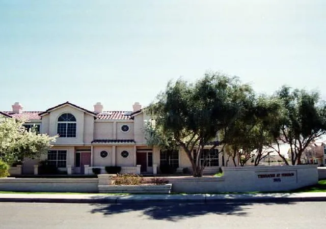 Townhouse at 2875 W Highland St #1157, Chandler, AZ 85224 | MLS# 1594131 | | Sold on 2001-03-06