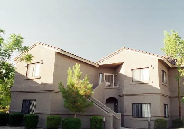 Apartment at 15050 N Thompson Peak Pkwy #2005, Scottsdale, AZ 85260 | MLS# 1651218 | | Sold on 2001-10-31