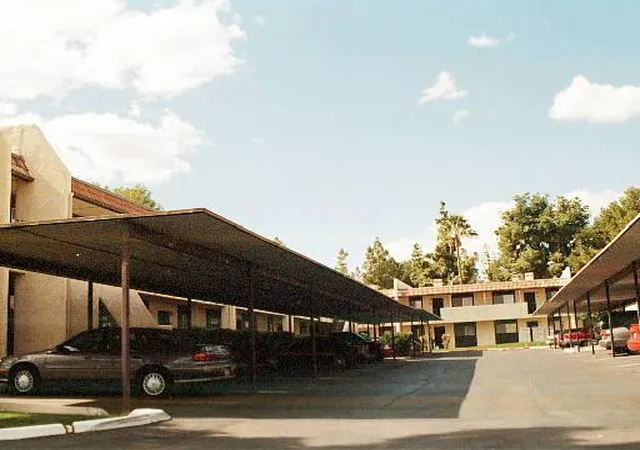 Apartment at 7436 E Chaparral Rd #126B, Scottsdale, AZ 85250 | MLS# 1742668 |  | Sold on 2002-03-15