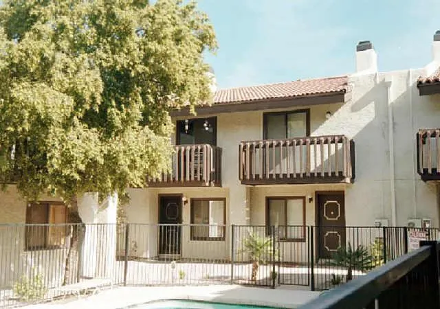 Townhouse at 2815 N 52 St #18, Phoenix, AZ 85008 | MLS# 1920125 | | Sold on 2003-06-27