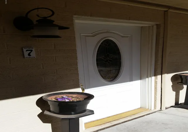 Apartment at 6804 E 2Nd St #7, Scottsdale, AZ 85251 | MLS# 5234686 | | Sold on 2015-04-16