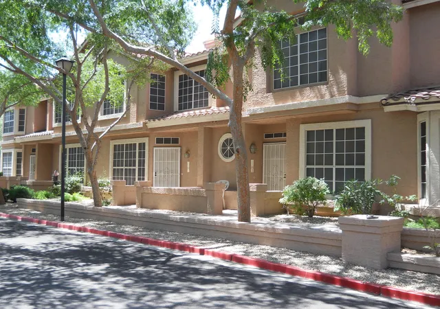 Townhouse at 2875 W Highland St #1101, Chandler, AZ 85224 | MLS# 5282755 | | Sold on 2015-09-10