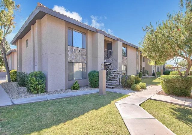 Apartment at 1402 E Guadalupe Rd #212, Tempe, AZ 85283 | MLS# 5663802 | | Sold on 2017-11-16