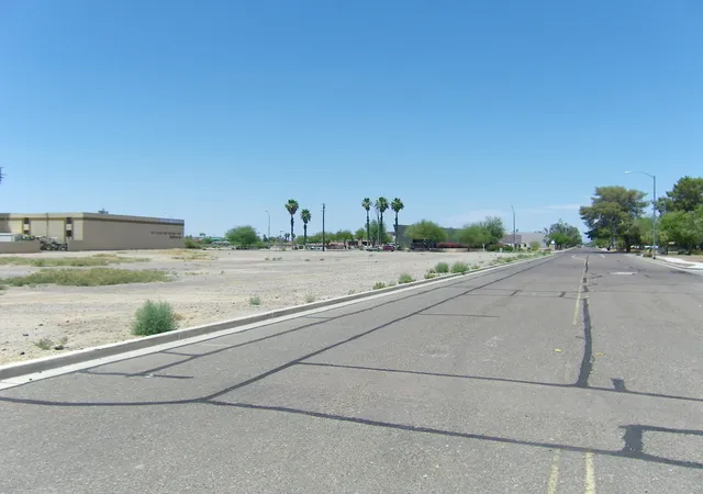 4th image of 8105 W Peoria Ave, Peoria, AZ 85345 | MLS# 5866126