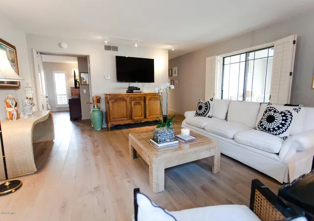 Apartment at 5203 N 24Th St #105, Phoenix, AZ 85016 | MLS# 5875405 | | Sold on 2019-03-14