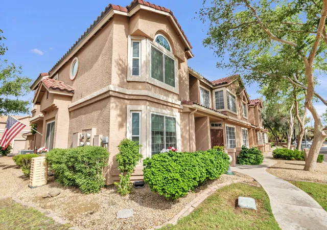 Townhouse at 2875 W Highland St #1099, Chandler, AZ 85224 | MLS# 5942801 | | Sold on 2019-08-19