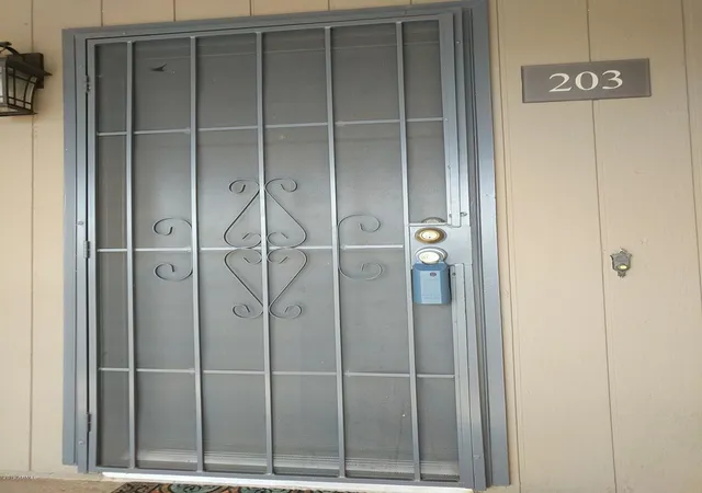 Apartment at 1402 E Guadalupe Rd #203, Tempe, AZ 85283 | MLS# 6005034 | | Sold on 2019-12-17