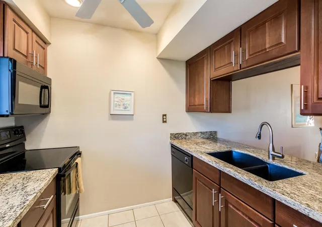 Apartment at 7436 E Chaparral Rd #212B, Scottsdale, AZ 85250 | MLS# 6027094 | | Sold on 2020-04-21