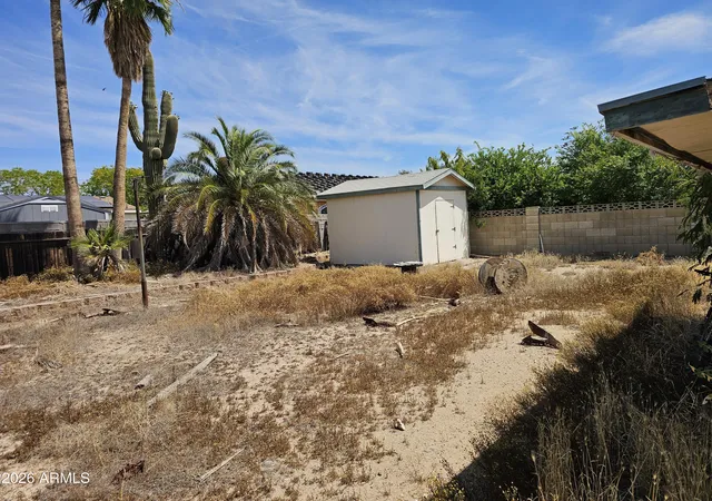 5th image of 6922 W Paradise Ln, Peoria, AZ 85382 | MLS# 7031987