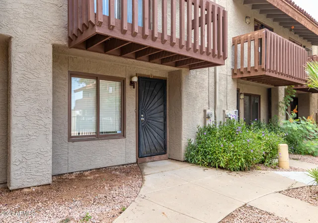 Townhouse at 2815 N 52Nd St #13, Phoenix, AZ 85008 | MLS# 6270419 | | Sold on 2021-08-27