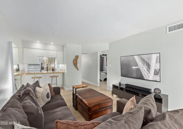Apartment at 7436 E Chaparral Rd #B211, Scottsdale, AZ 85250 | MLS# 6426428 |  | Sold on 2022-08-08