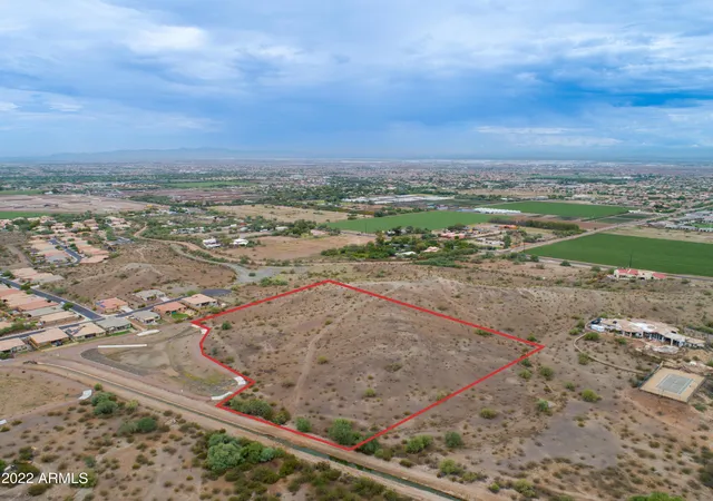 4th image of 2213 W Dobbins Rd #A, Phoenix, AZ 85041 | MLS# 6444599