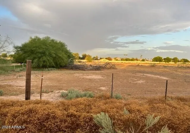 Photo 1 of Sale Pending at 1981 S Tumbleweed #5 Ln #5, Chandler, AZ 85286 | MLS# 6595601 | Listing updated on 2026-09-02