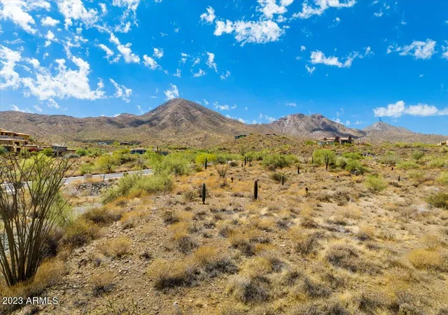 Homes for sale in Fountain Hills, AZ | 14310 E Desert Tortoise Trl #33, Fountain Hills, AZ 85268 | MLS# 6621589