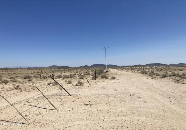 Photo 2 of Land for sale at 00 W Narramore Rd, Tonopah, AZ 85354 | MLS# 6617119 | Listing updated on 2025-09-24