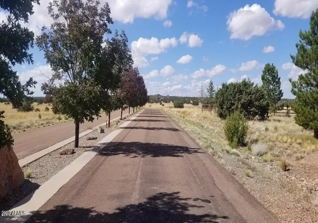 2nd image of 7687/7693 Arroyo Plata Dr #42, Show Low, AZ 85901 | MLS# 6626675