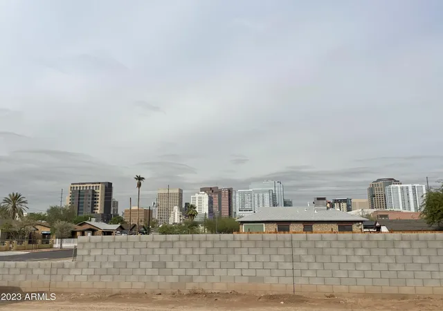 Homes for sale in Phoenix, AZ | 733 S 1st St #5, Phoenix, AZ 85004 | MLS# 6636359