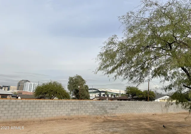 Homes for sale in Phoenix, AZ | 733 S 1St St #5, Phoenix, AZ 85004 | MLS# 6636359