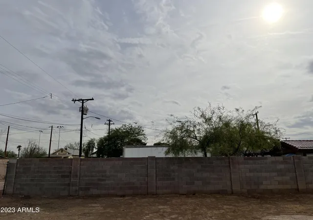 Homes for sale in Phoenix, AZ | 733 S 1St St #5, Phoenix, AZ 85004 | MLS# 6636359