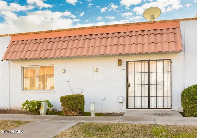 Townhouse at 6812 N 35Th Ave #D, Phoenix, AZ 85017 | MLS# 6647170 | | Sold on 2024-02-14