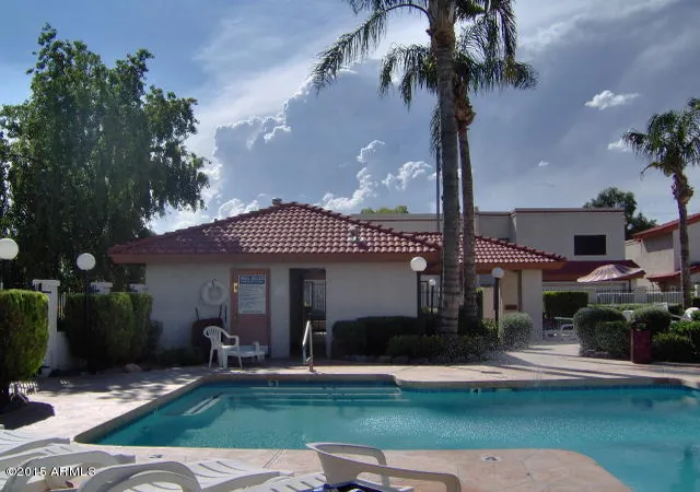 4th image of 8709 N Shadow Ln, Peoria, AZ 85345 | MLS# 7044924