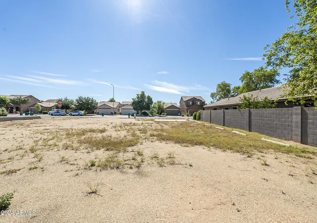 Photo 4 of Land for sale at 35886 W Costa Blanca Dr #10, Maricopa, AZ 85138 | MLS# 6653952 | Listing updated on 2026-08-26