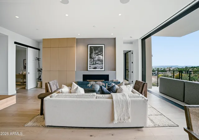 4th image of 4849 N Camelback Ridge Rd, Scottsdale, AZ 85251