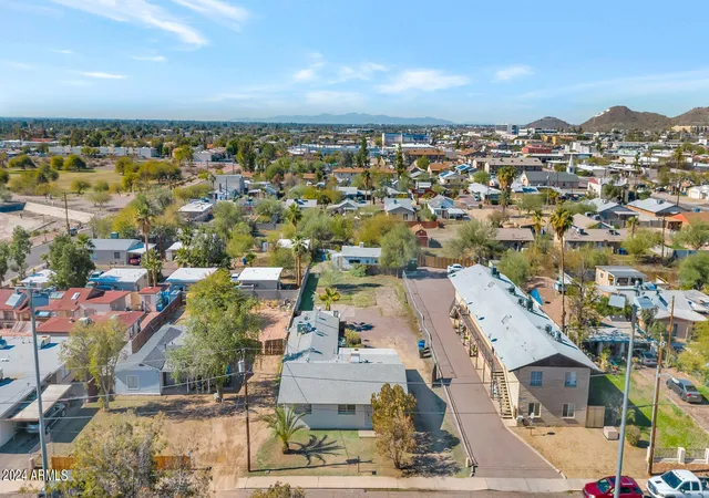 Photo 1 of Townhouse for sale at 8916 N 11 St, Phoenix, AZ 85020 | MLS# 6658575 | Listing updated on 2026-10-14