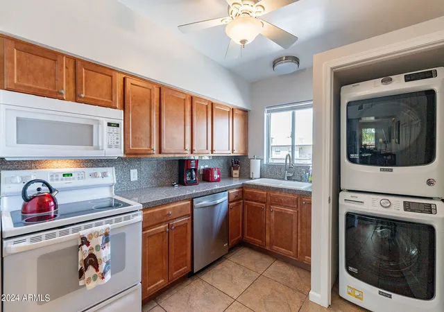 Photo 4 of Apartment at 6804 E 2Nd St #10, Scottsdale, AZ 85251 | MLS# 6659202 | | Sold on 2024-10-03