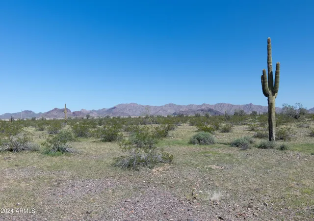 Photo 1 of Land for sale at 20 Acres N 407th Ave #4, Tonopah, AZ 85354 | MLS# 6672548 | Listing updated on 2026-07-01