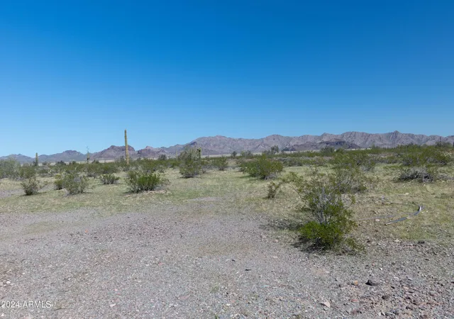 Photo 3 of Land for sale at 20 Acres N 407Th Ave #4, Tonopah, AZ 85354 | MLS# 6672548 | Listing updated on 2026-07-01