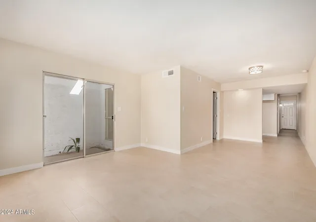 Photo 2 of Townhouse at 6812 N 35Th Ave #C, Phoenix, AZ 85017 | MLS# 6683801 | | Sold on 2024-04-25