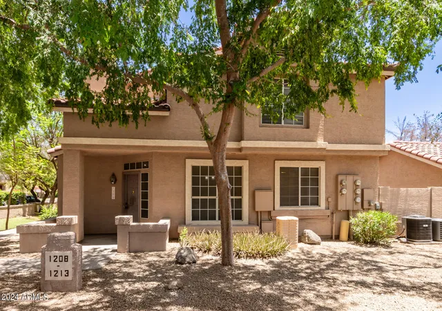 Townhouse at 2875 W Highland St #1208, Chandler, AZ 85224 | MLS# 6724474 | | Sold on 2024-09-06