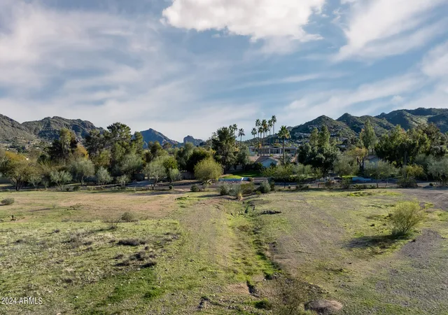 2nd image of 4802 E Horseshoe Rd #3, Paradise Valley, AZ 85253 | MLS# 6756225