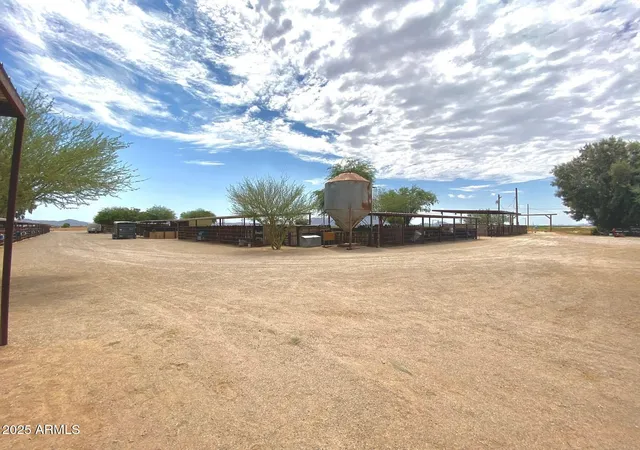 5th image of 642 E Cornman Rd, Coolidge, AZ 85128 | MLS# 6726835