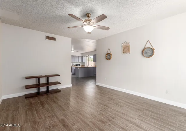 Photo 4 of Single family home for sale at 9641 N 13th Avenue, Phoenix, AZ 85021 | MLS# 7061178 | Listing updated on 2026-08-11