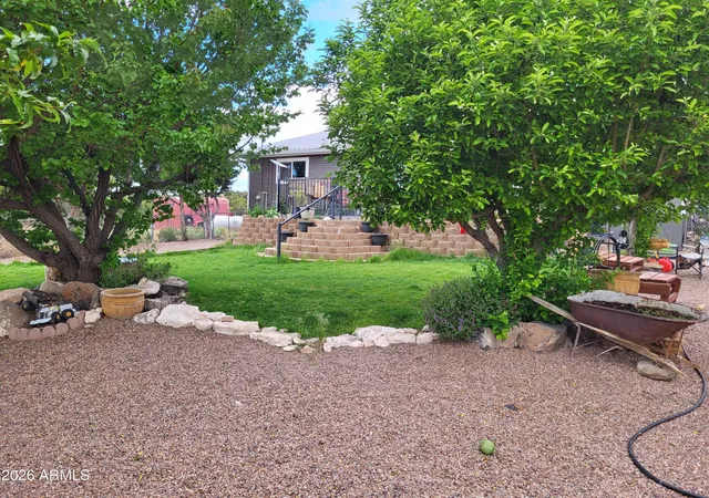 1st image of 12 Navajo Dr Cr5067, Concho, AZ 85924 | MLS# 7063459