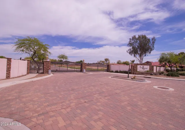 2nd image of 811 N Poinciana Ct #10, Gilbert, AZ 85234 | MLS# 6743574