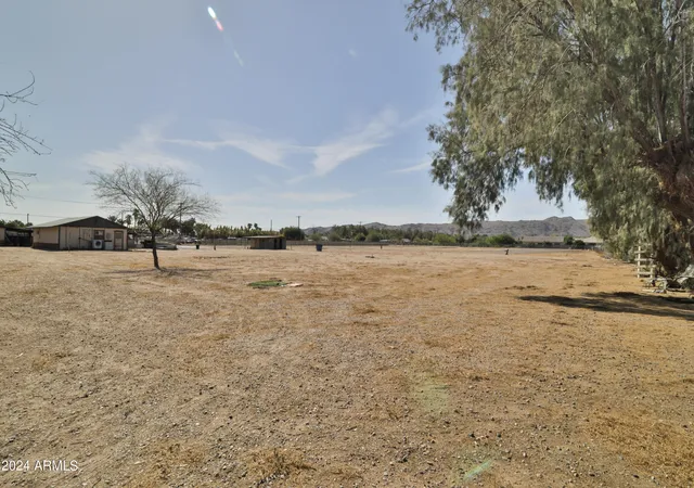 Photo 1 of Sale Pending at 2527 E Southern Ave #14, Phoenix, AZ 85040 | MLS# 6743802 | Listing updated on 2026-07-21
