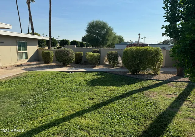 4th image of 10038 W Lancaster Dr, Sun City, AZ 85351 | MLS# 6755801