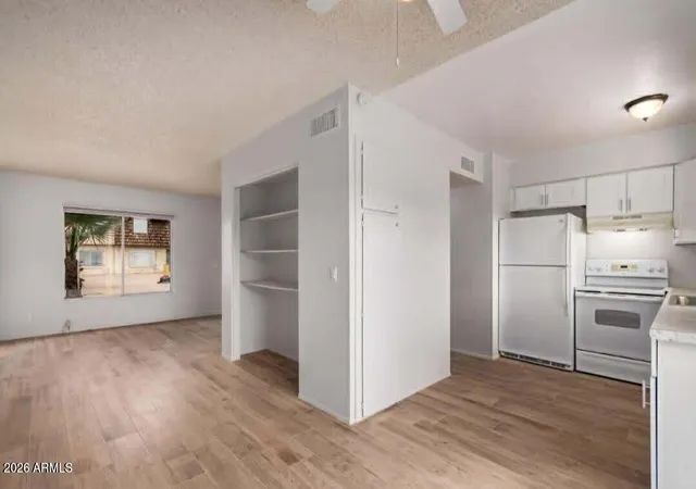 Photo 2 of Townhouse for sale at 3605 W Bethany Home Rd #2, Phoenix, AZ 85019 | MLS# 7019234 | Listing updated on 2026-06-15