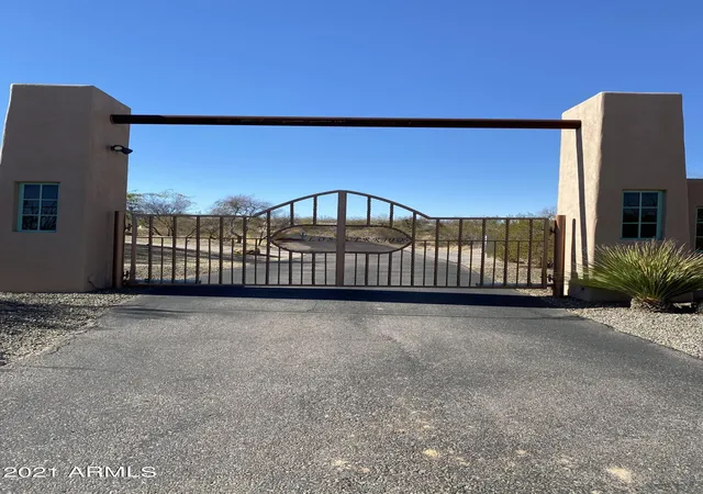 Homes for sale in Wickenburg, AZ | 56202 N Vulture Mine Rd #3, Wickenburg, AZ 85390 | MLS# 6762138